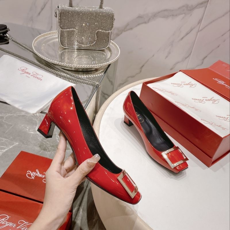 Roger Vivier flat shoes